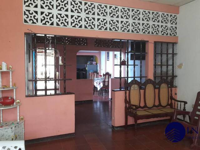 #90 - Casa para Venta en León - León - 1