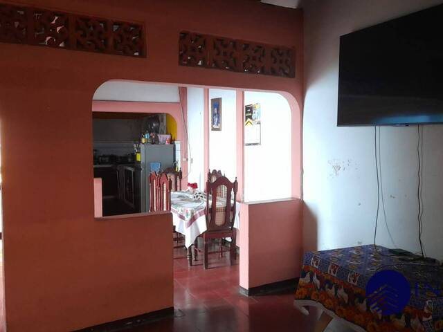 #90 - Casa para Venta en León - León - 3
